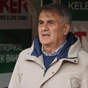 Şenol G&uuml;neş'ten &ouml;z eleştiri