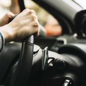 Gizli tehlike: Pek &ccedil;ok kişi bu y&uuml;zden &ouml;l&uuml;yor! Uzun yola &ccedil;ıkanlara Akciğer Pıhtısı uyarısı