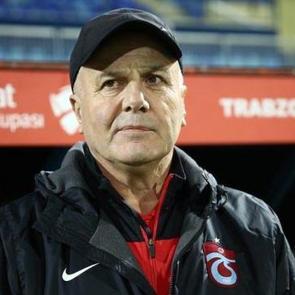 Trabzonspor'un yeni hocasını a&ccedil;ıkladı! 'Taraftar ve kamuoyu &ccedil;ok istiyor'