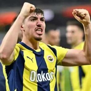 Ve Yusuf Ak&ccedil;i&ccedil;ek imzayı atıyor! Kazandığı &uuml;cretin tam 56.6 kat fazlasını alacak