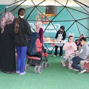 Kahramanmaraş'ta çocuklar Ramazan Panayırı ile güzel vakit geçiriyor