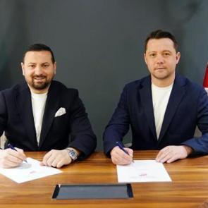 Pendikspor'un yeni hocası Uğur U&ccedil;ar oldu