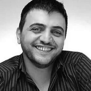 Şinasi Yurtsever kimdir ve aslen nerelidir? Eşi kim? Şinasi Yurtsever'in oynadığı diziler