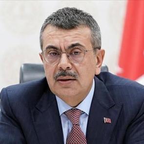 Bakan Tekin'den 'meslek ortaokulları' müjdesi