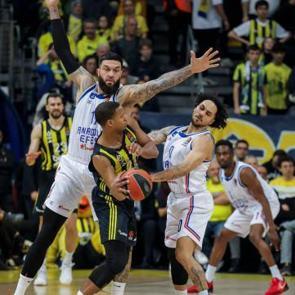 Pota derbisinde Anadolu Efes, Fenerbah&ccedil;e Beko'yu konuk edecek