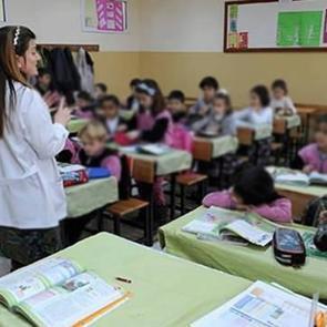 Resmi Gazete’de yayımlandı! Ders ve ek ders saatleri değişti