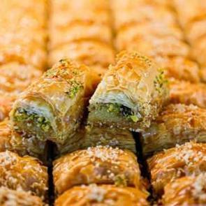 Baklavaya hile karıştı! Aman bu oyuna gelmeyin: S&ouml;zde fiyatını ucuz g&ouml;stererek...