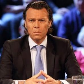 Derbi &ouml;ncesi flaş hamle! Yabancı hakem Beşiktaş i&ccedil;in yola &ccedil;ıktı