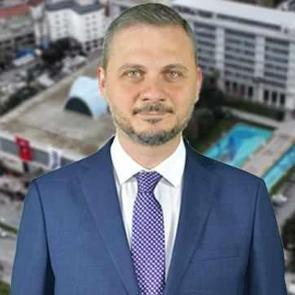 &Ouml;nder Serkan &Ccedil;ebi kimdir ve ka&ccedil; yaşında? Asıl mesleği ne? &Ouml;nder Serkan &Ccedil;ebi'nin hayatı...