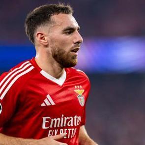 Orkun K&ouml;k&ccedil;&uuml; i&ccedil;in b&uuml;y&uuml;k s&uuml;rpriz! S&uuml;per Lig devi kesenin ağzını a&ccedil;maya hazır