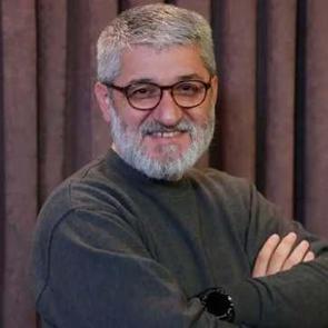 &Ouml;zcan &Uuml;nl&uuml;'n&uuml;n kaleminden: Benim Kayıp Şairlerim