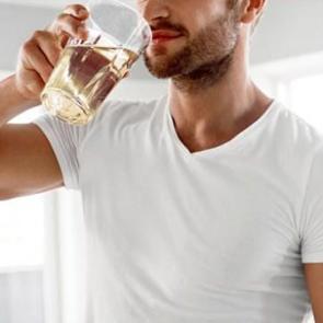 Sirkeli su i&ccedil;menin faydaları ve dikkat etmeniz gerek 3 kritik risk!