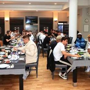 Beşiktaş Futbol Takımı'nda bayramlaşma t&ouml;reni yapıldı
