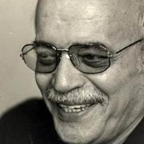 Gazikültür Yaynıları'ndan Onat Kutlar'a derinlemesine bir bakış