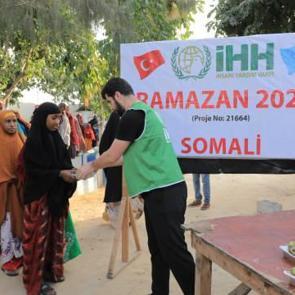 İHH, Ramazan ayında 3 milyondan fazla kişiye ulaştı