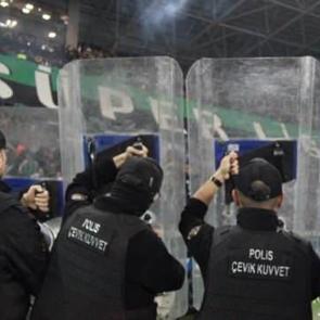 Kocaelispor ateş p&uuml;sk&uuml;rd&uuml;: Artık sabrımız taştı