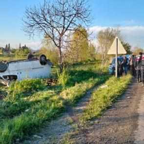 Samsun'da minibüs devrildi: 1 ölü, 2 yaralı