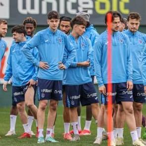 Trabzonspor duyurdu! Fenerbah&ccedil;e ma&ccedil;ında 3 eksik