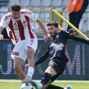 &Uuml;mraniyespor, Pendikspor ile yenişemedi