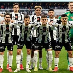 Beşiktaş'ta sakatlık şoku! Ma&ccedil;a devam edemedi
