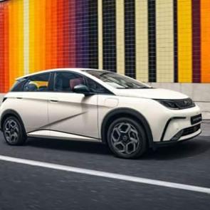 BYD'den T&uuml;rkiye'ye uygun fiyatlı araba: Hem de y&uuml;zde y&uuml;z elektrikli!