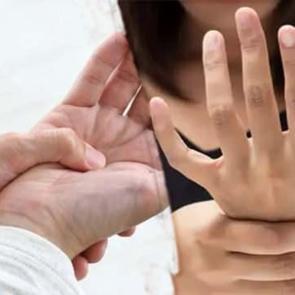 El parmak uyuşmasını görmezden gelmeyin! O hastalığın habercisi olabilir