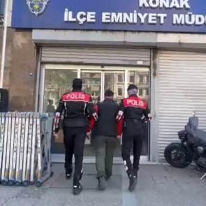 İzmir'de 86 yıl hapis cezası ile aranan hükümlü yakalandı