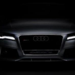 Otomobil devinden tarihi karar! Teslimatları askıya aldılar