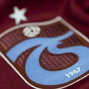 Trabzonspor'da 's&ouml;zleşme' g&uuml;n&uuml;: Tam 13 imza birden atıldı
