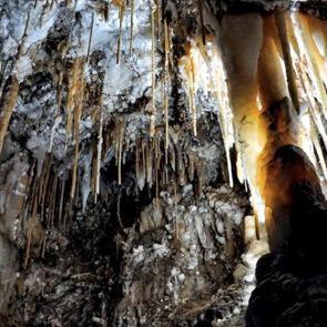 Yer altındaki büyüleyici dünya: Türkiye'nin en derin mağarası açıklandı!