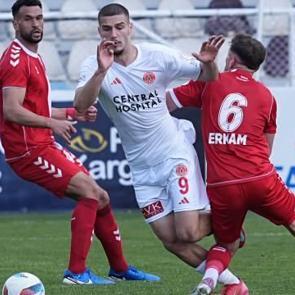 Tek goll&uuml; ma&ccedil;ta play off yolunda kritik kayıp! 