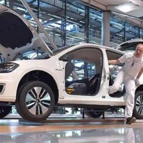 Alman lüks otomobil üreticisi iflas başvurusunda bulundu