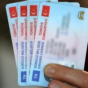 Ehliyet sahipleri için yeni dönem: Sürücülere her yıl test şartı geliyor!