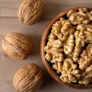 İltihabı s&ouml;k&uuml;p atıyor, toksinleri kurutuyor! Ceviz v&uuml;cuttaki zehri b&ouml;yle temizliyor