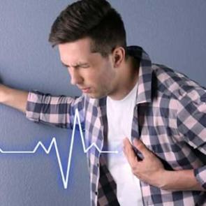 Kalp çarpıntısını hafife almayın! Bu belirtiler acil müdahale gerektiriyor