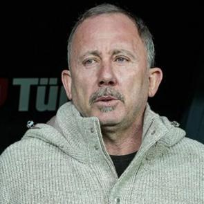 Sergen Yal&ccedil;ın'dan kritik uyarı! "Beşiktaş taraftarı yandı"