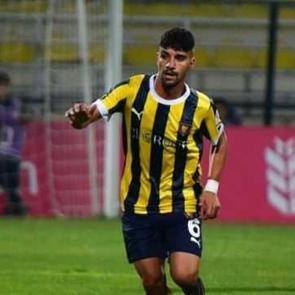 S&uuml;per Lig ekipleri 2. Lig ekibinin kapısında yatıyor: 20 yaşındaki orta sahanın talibi bol