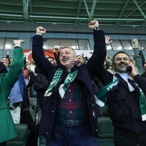 Tahir B&uuml;y&uuml;kakın: Bu şehir &ccedil;ok bekledi