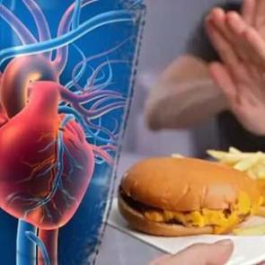 Yediğiniz her lokmaya dikkat! Kalbin en b&uuml;y&uuml;k d&uuml;şmanları bunlar!