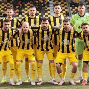 Beşiktaş'ın 'namağlup' rekoruna 3. Lig'den ortak &ccedil;ıktı: 2. Lig'e &ccedil;ıktılar