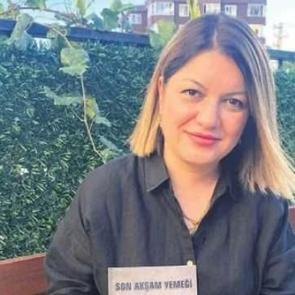 Depremde oğlu ve eşini kaybeden kadın kanseri yendi! İkinci kitabını çıkardı