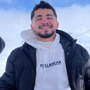 Sevgililer, mezarlık yakınında bıçaklanmış halde bulundu: 1 ölü, 1 yaralı