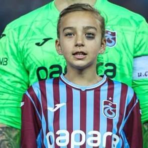 Minguzzi unutulmadı! Trabzonspor-G&ouml;ztepe ma&ccedil;ında anlamlı hareket