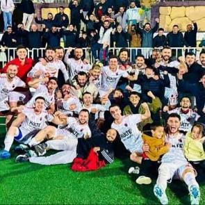 4 yıl &ouml;nce en alt ligdeydiler, peş peşe 4 şampiyonlukla zirveye &ccedil;ıktılar