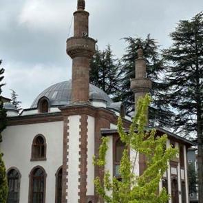 S&ouml;ğ&uuml;t&rsquo;te tarihle mimarinin birleştiği nokta: Hamidiye Camii