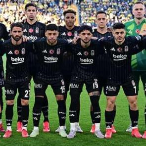 Beşiktaş'ın yıldızından Mourinho s&ouml;zleri! 