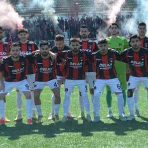 Şehrin efsanesi amat&ouml;re d&uuml;şt&uuml; ama diğer takımları şampiyon oldu