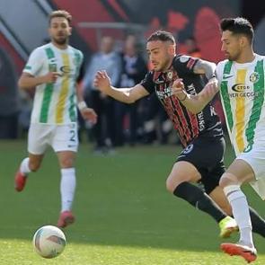 Gol 90+9'da geldi! 1. Lig'e veda eden &uuml;&ccedil;&uuml;nc&uuml; takım belli oldu