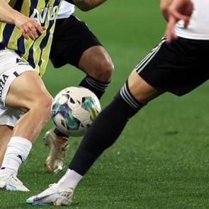 &Uuml;zerinden tam 20 yıl ge&ccedil;ti: Beşiktaş, Fenerbah&ccedil;e'ye karşı zorun peşinde