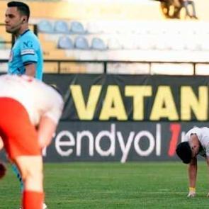 153 gol, -139 averaj, -21 puan! Yılların takımı b&ouml;yle k&uuml;me d&uuml;şt&uuml;